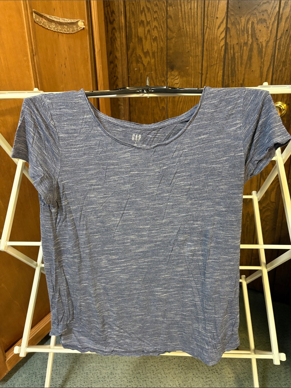 GAP Women's Heathered Navy Scoop Neck Short Sleeve Tee